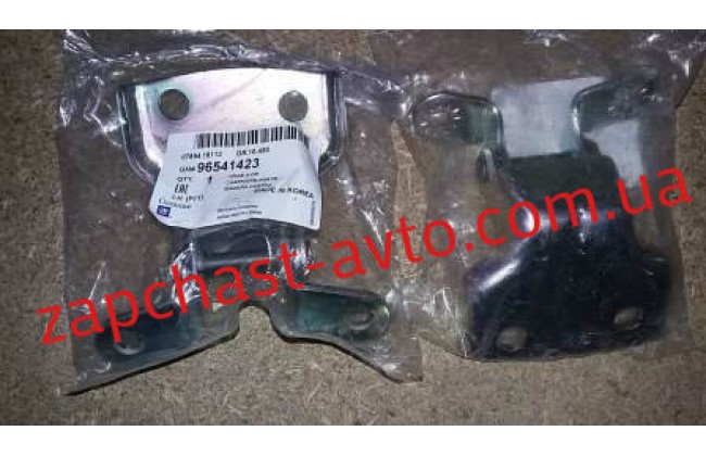 Петля двери передняя левая Авео GM 96541423